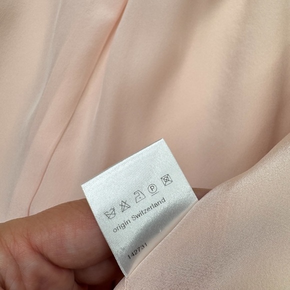 AKRIS Blush Pink 100% Silk Blazer - Picture 7 of 15